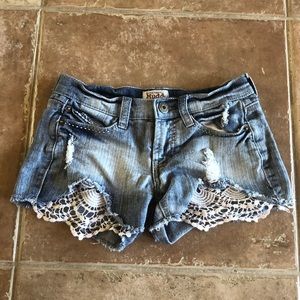 Jean shorts with lace detailing